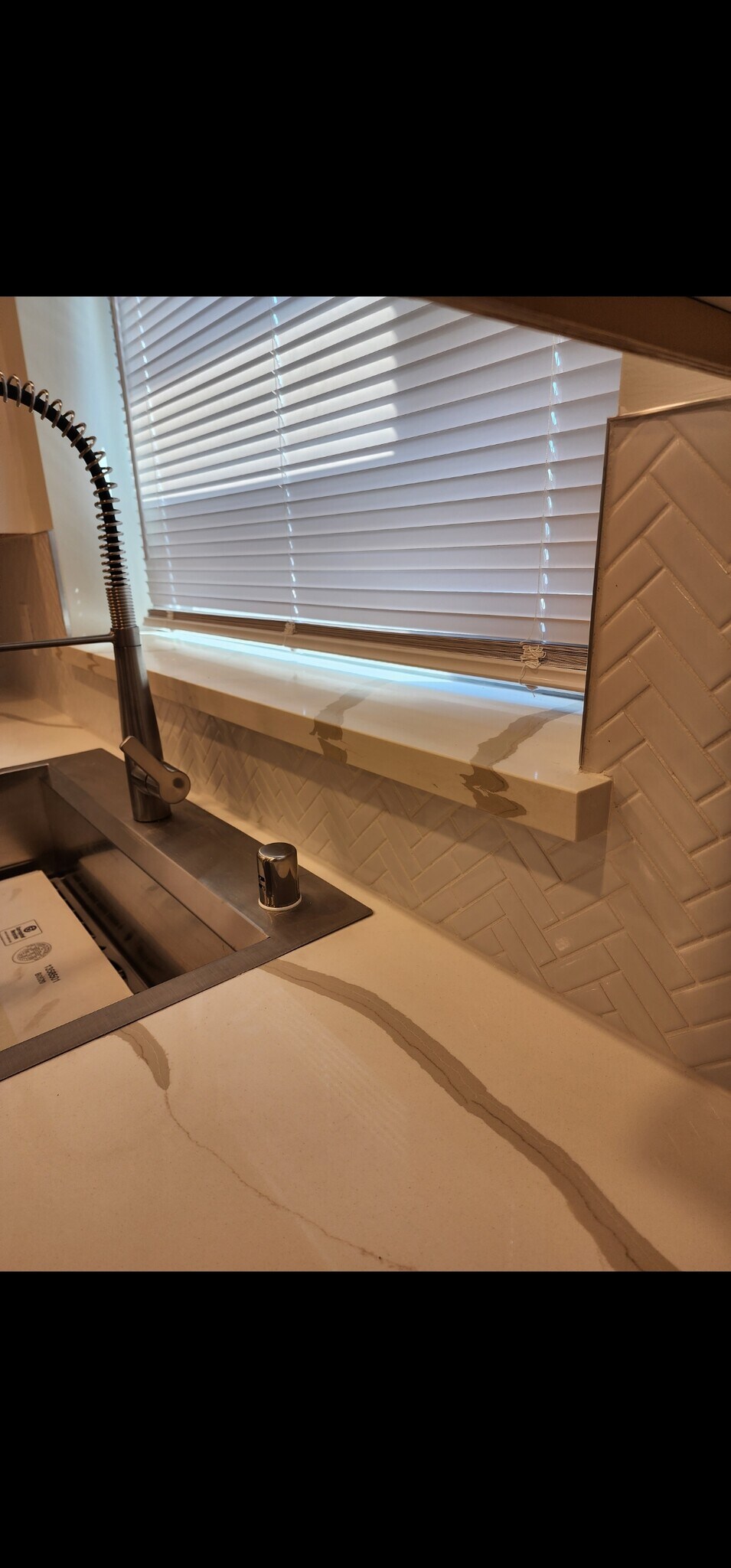 Building Photo - 136 W F St