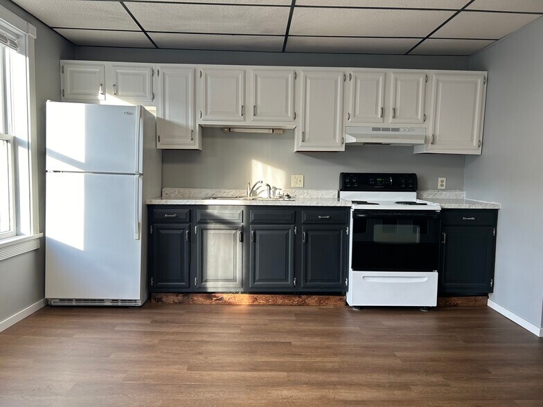 Kitchen - 211 E Water St