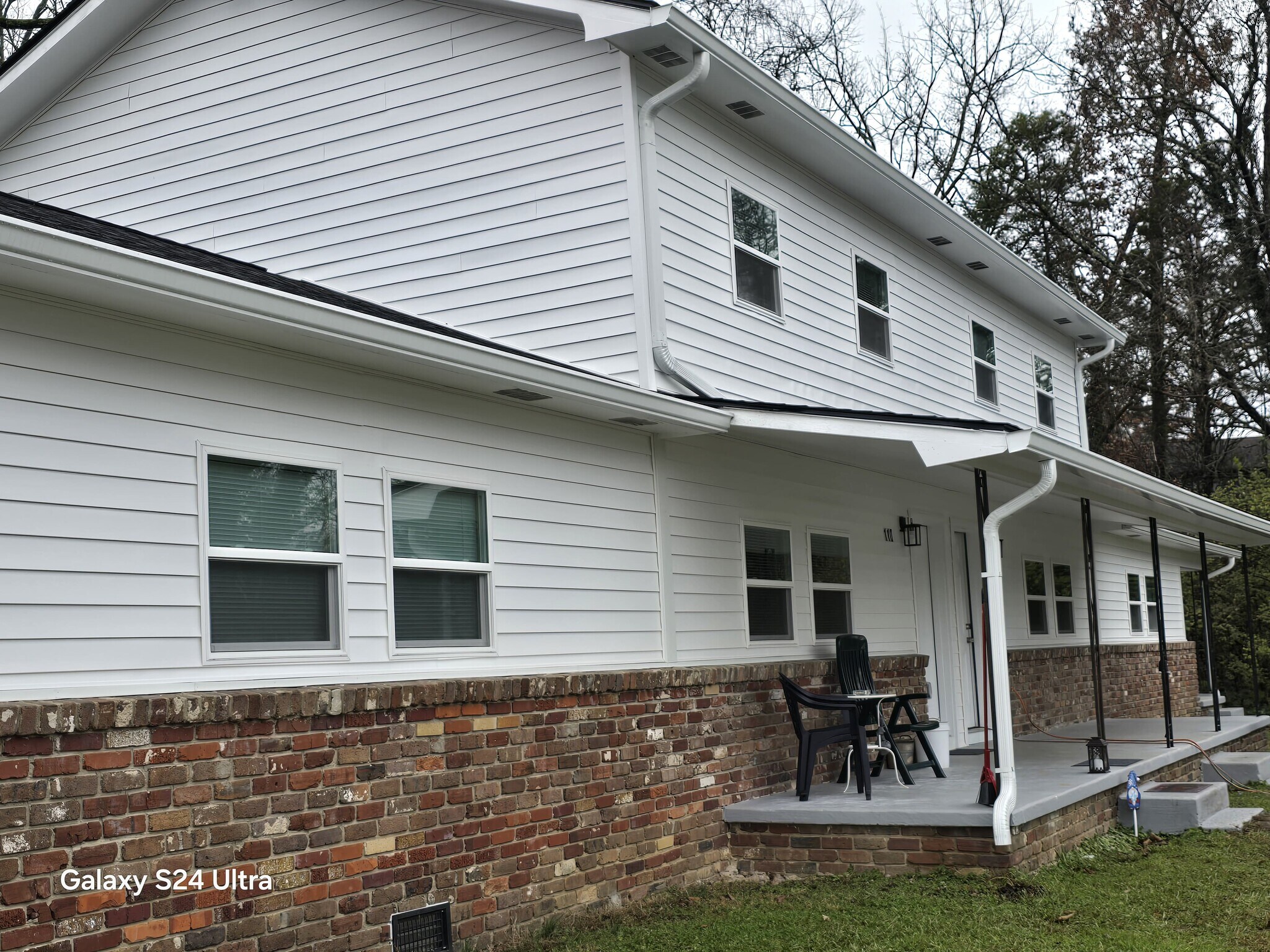 Building Photo - 124 Tacoma Rd