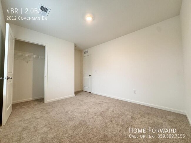 Building Photo - 2012 Coachman Dr