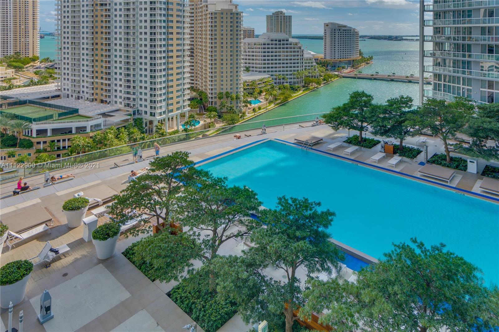 Building Photo - 475 Brickell Ave