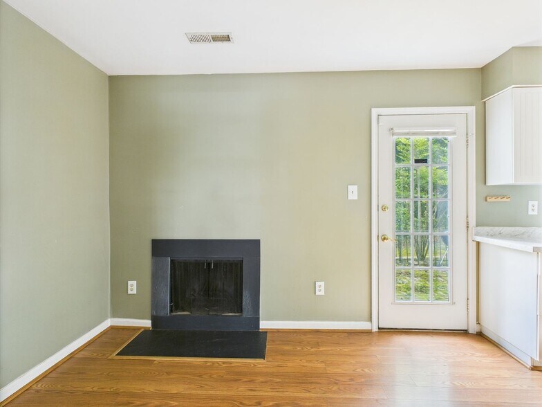 Building Photo - 1507 Skirmish Run Ct