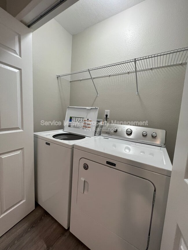 Building Photo - 6545 Berryhill Rd