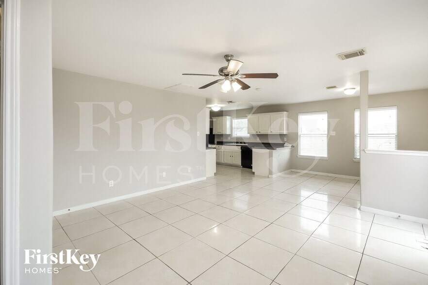 Building Photo - 7202 Nettle Springs Ct