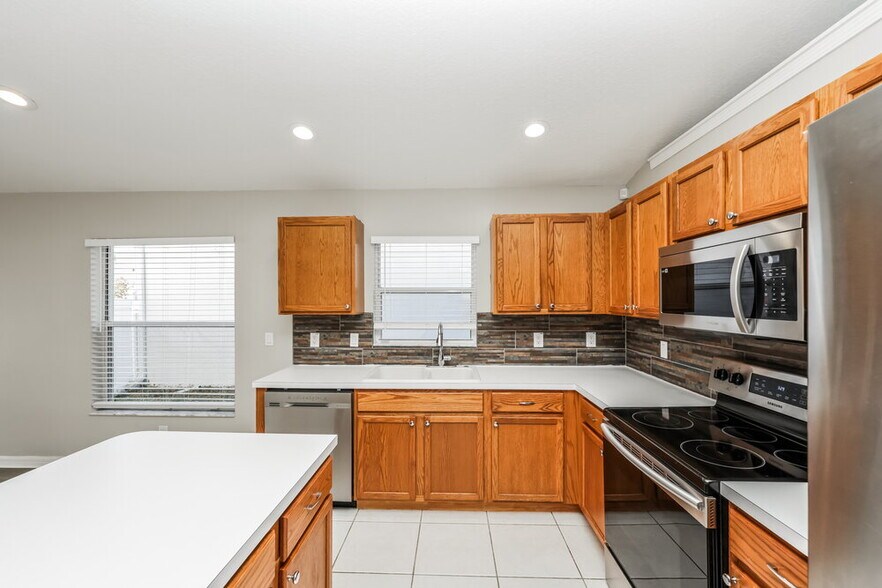 Building Photo - 3128 Prairie Iris Dr