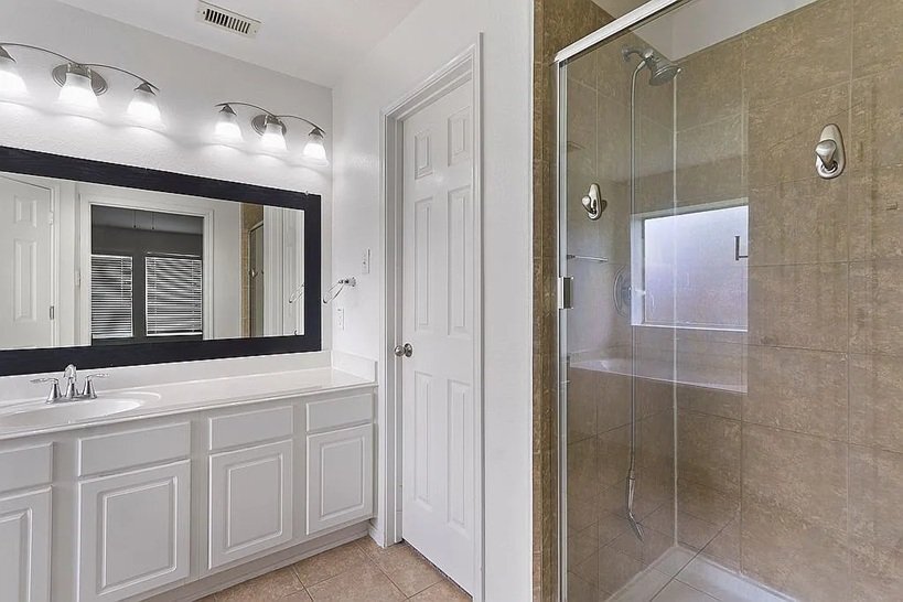 Building Photo - 5527 Marble Ravine