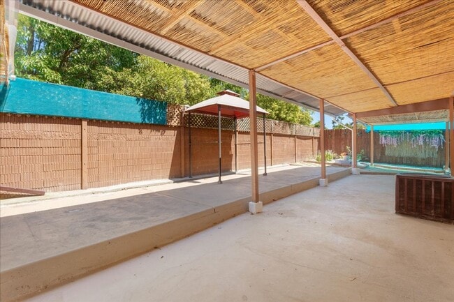 Building Photo - 8404 Misty Pass Way