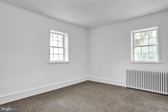 Building Photo - 233 Hetrick Rd