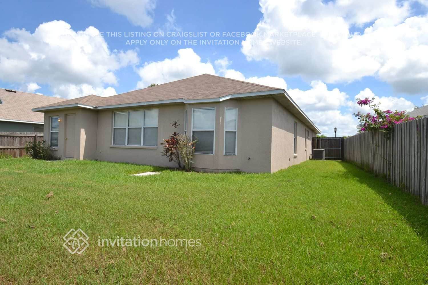 Building Photo - 12711 Standbridge Dr