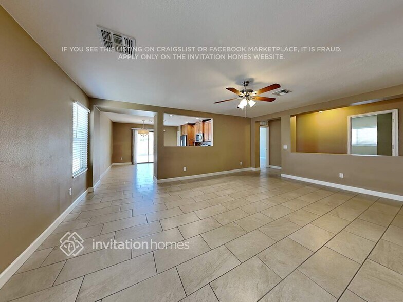 Building Photo - 15709 W Watson Ln