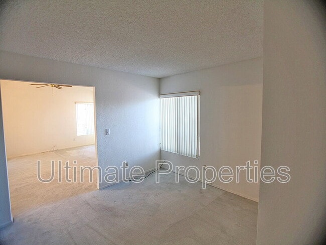 Building Photo - 10345 N 62nd Ave