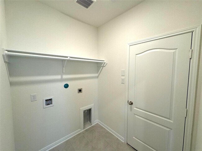 Building Photo - 1311 Oroville Ct