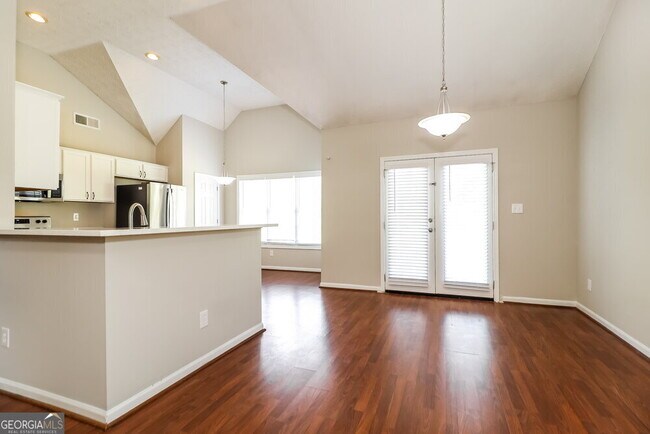 Building Photo - 140 Princeton Ct