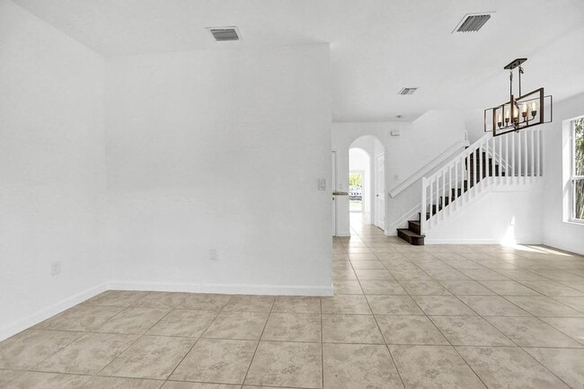 Building Photo - 9081 SW 169th Ct