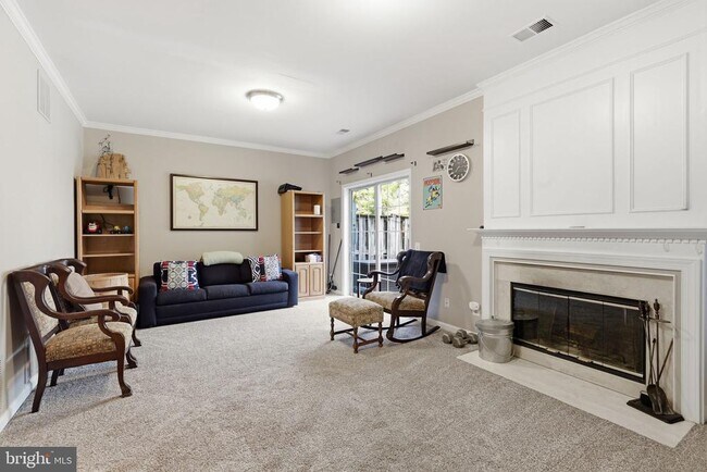 Building Photo - 20746 Shoreline Terrace