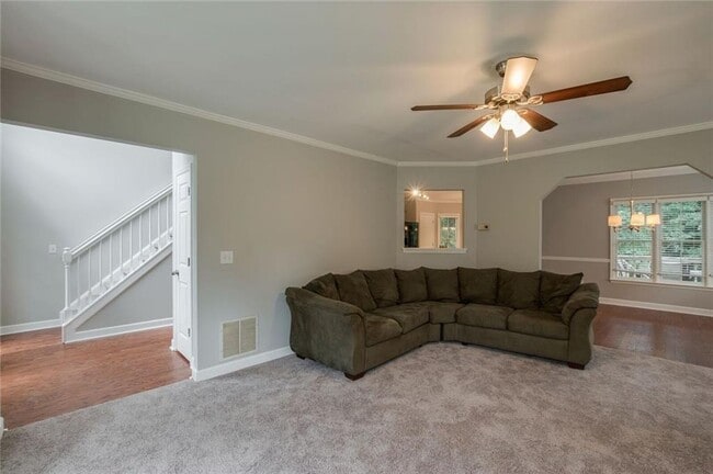 Building Photo - 1489 Justin Dr