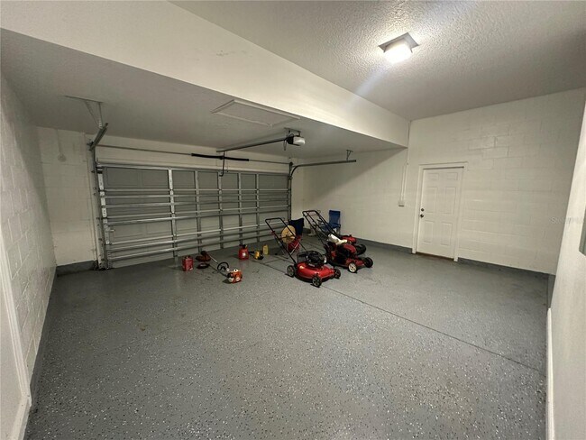 Building Photo - 1105 St Nicholas Ave