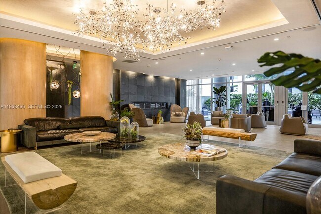 Building Photo - 488 NE 18th St