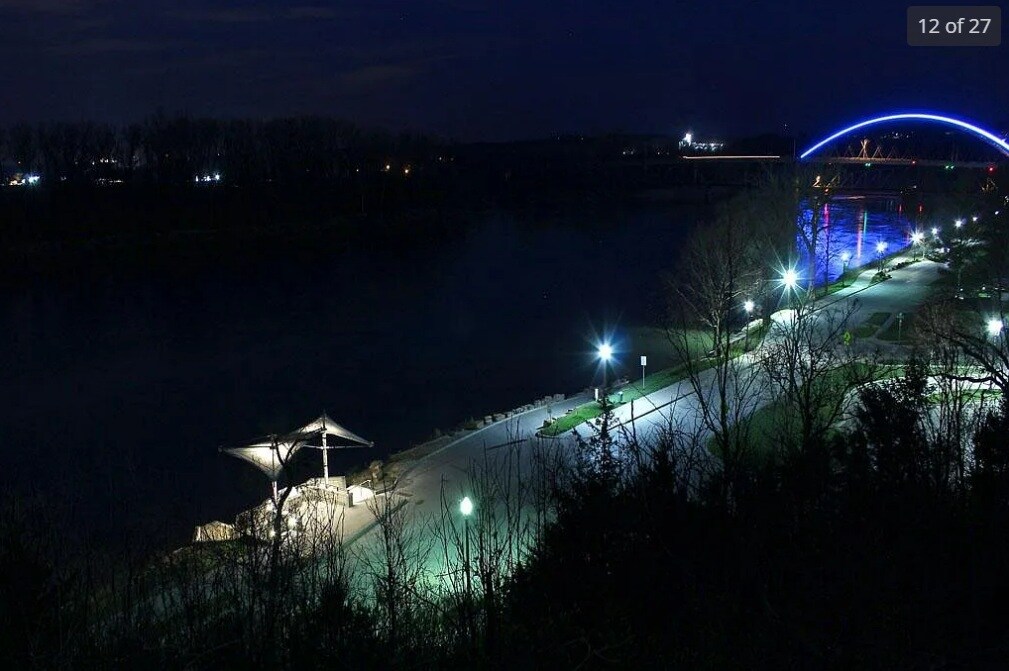 Building Photo - 520 Washington St