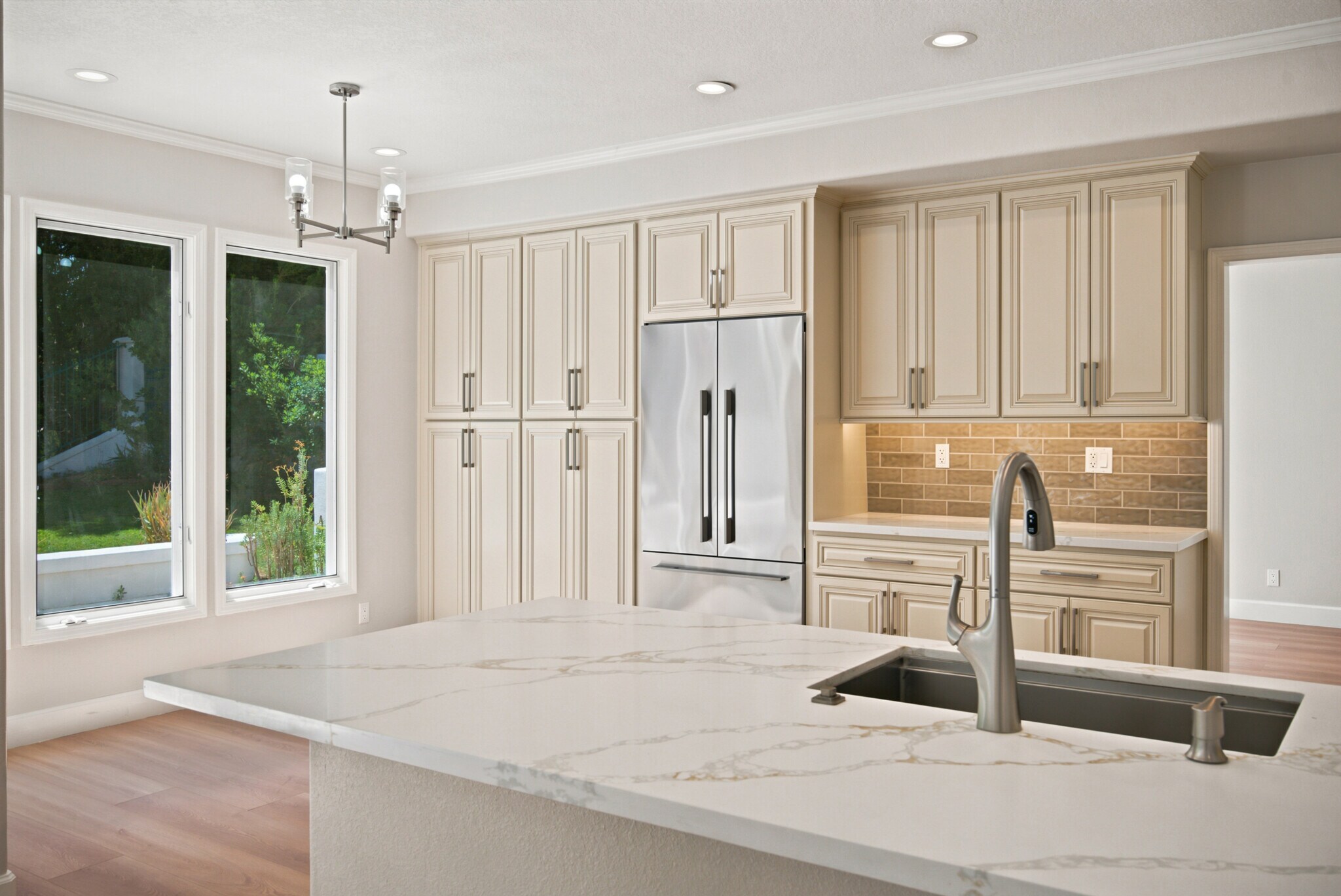 Building Photo - 4324 Park Verdi