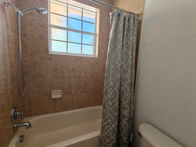 Building Photo - 9462 SW Purple Martin Way