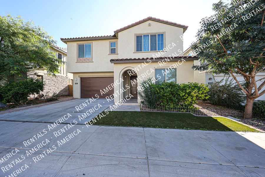 Building Photo - 1321 W Coyote Dr