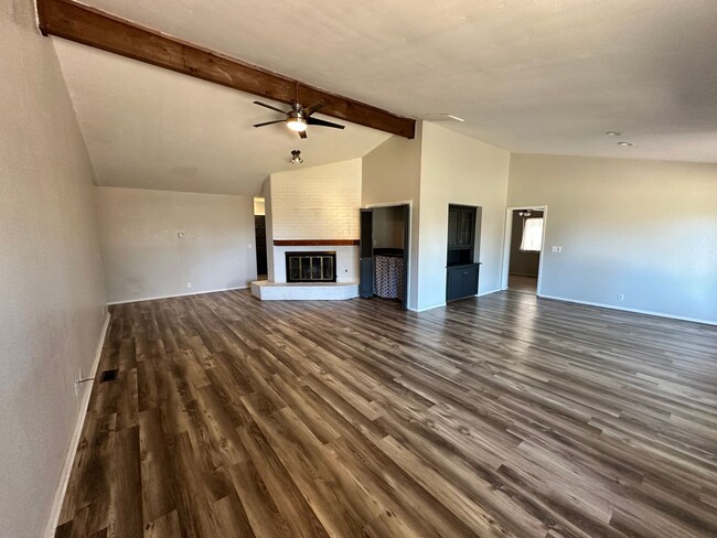 Building Photo - Nice Edmond 3 Bed Home