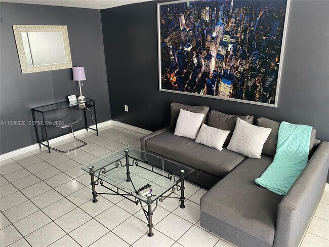 Building Photo - 1732 Meridian Ave