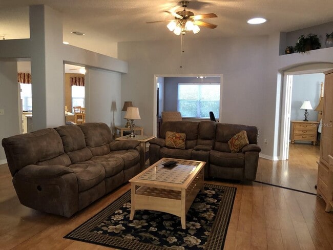 Building Photo - 119 Costa Mesa Dr