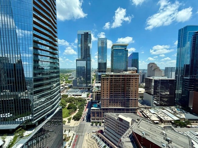 Building Photo - 210 Lavaca St