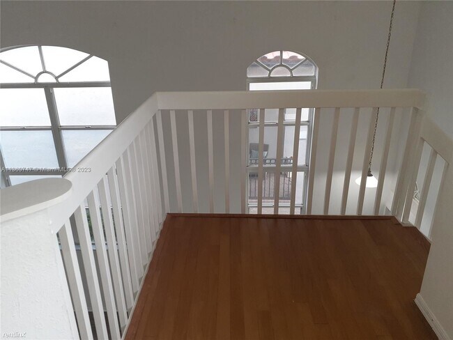 Building Photo - 4 br, 2.5 bath House - 245 Via Milan Ter