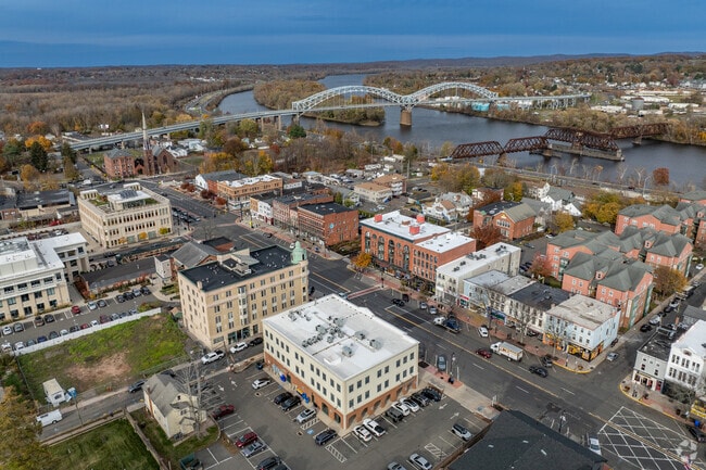 Aerial Photo - Liberty Commons