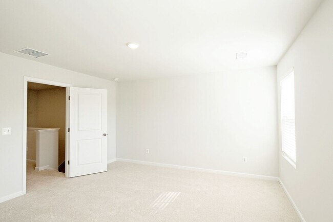 Building Photo - New Dog-Friendly Greene Co Townhome - Be The First To Live Here!