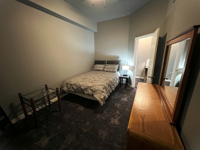 Unit D 2BR Bedroom 1 - 415 Market St