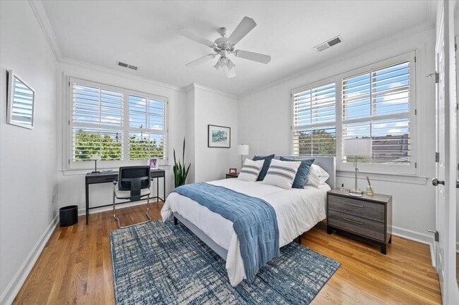 Building Photo - 556 Rienzi Dr