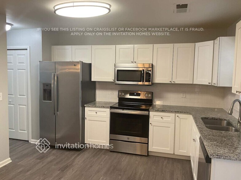 Building Photo - 6909 Trimbach Way