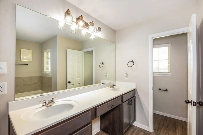 Building Photo - 6404 Macroom Meadows Ln