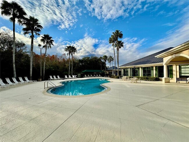 Building Photo - 10222 Devonshire Lake Dr