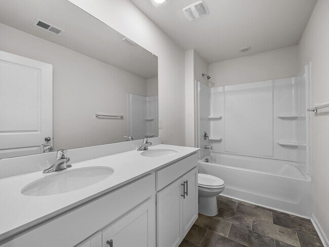 Building Photo - Spacious 3-Bedroom Home in Desirable Talle...