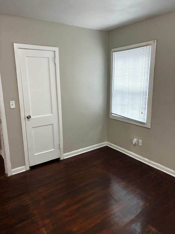 Building Photo - 3532 Crassia St