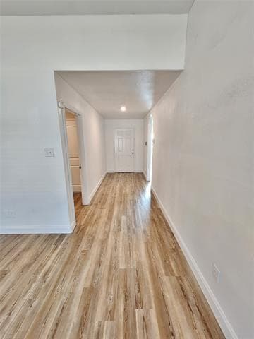 Building Photo - 837 Serena Dr