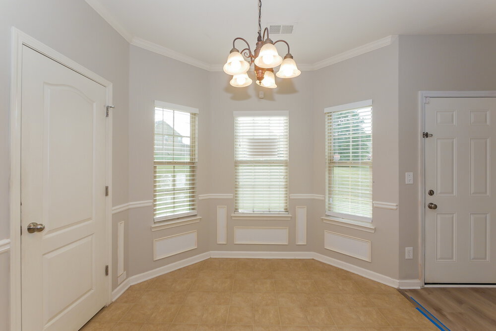 Building Photo - 215 Madison Grace Ave
