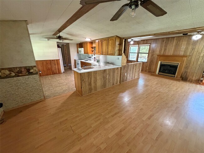 Building Photo - 6335 Private Rd 4030