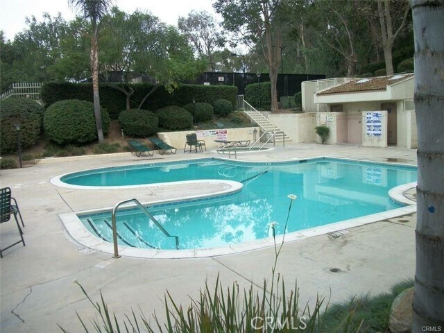 Building Photo - 22790 Lakeway Dr