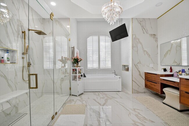 Building Photo - 9167 Oak Alley Dr