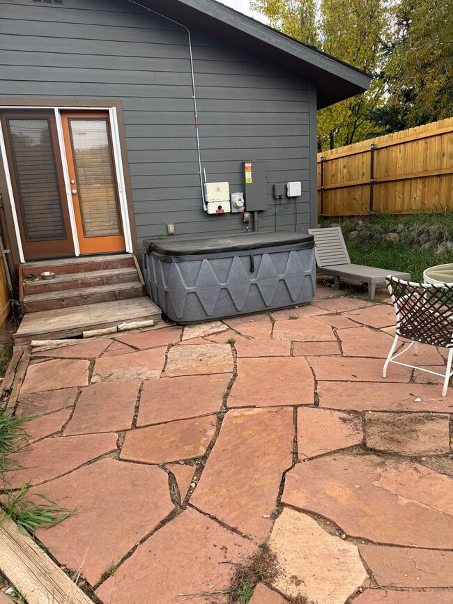 Building Photo - 78 Jameson Dr