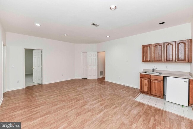 Building Photo - 3105 White Daisy Pl