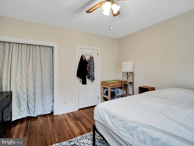 Building Photo - 3 Bells Mill Rd