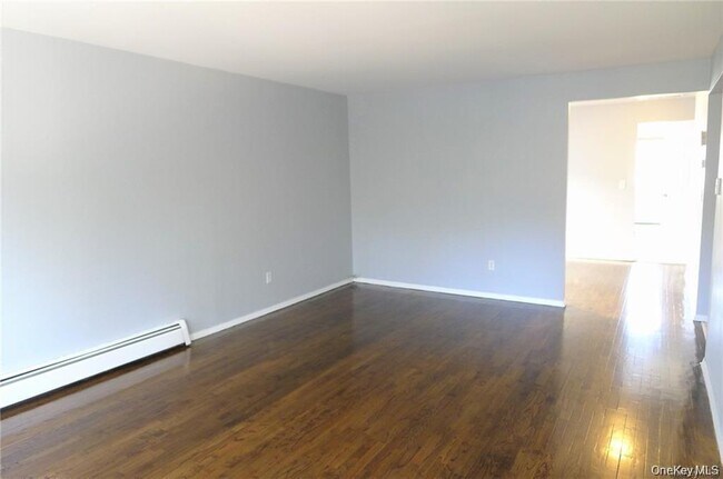 Building Photo - 156 Truman Ave