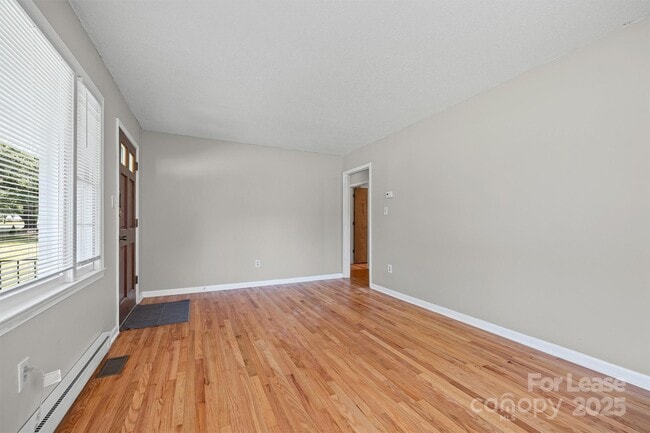 Building Photo - 1460 Legion Rd